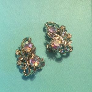 Vintage Clip earrings with sparkly stones